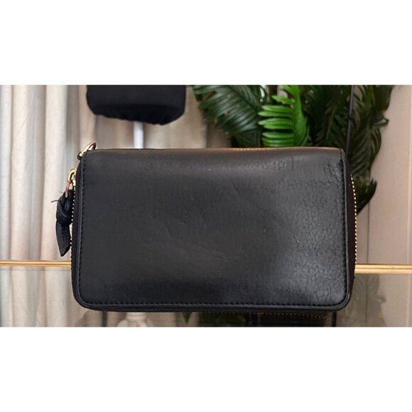 Authentic Tory Burch Black Leather Harper Cell Phone Wallet - Picture 3 of 9